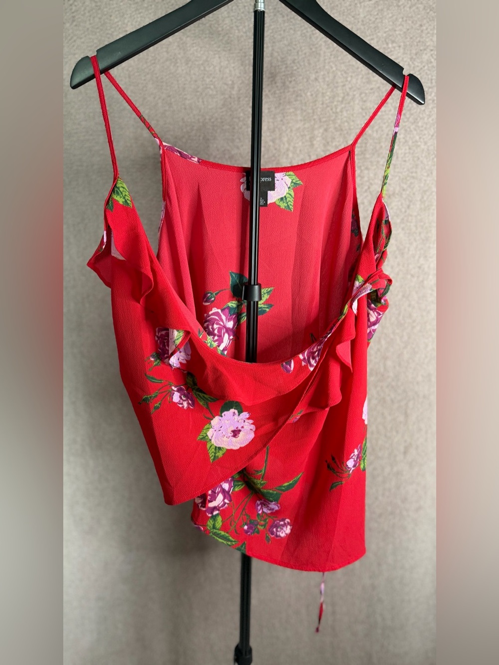 Free Press Red Floral Ruffle V-Neck Cami Tank Top Size M